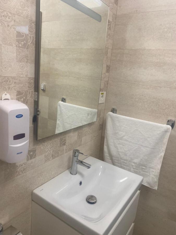 Motel Restaurant Nicol Armenis מראה חיצוני תמונה